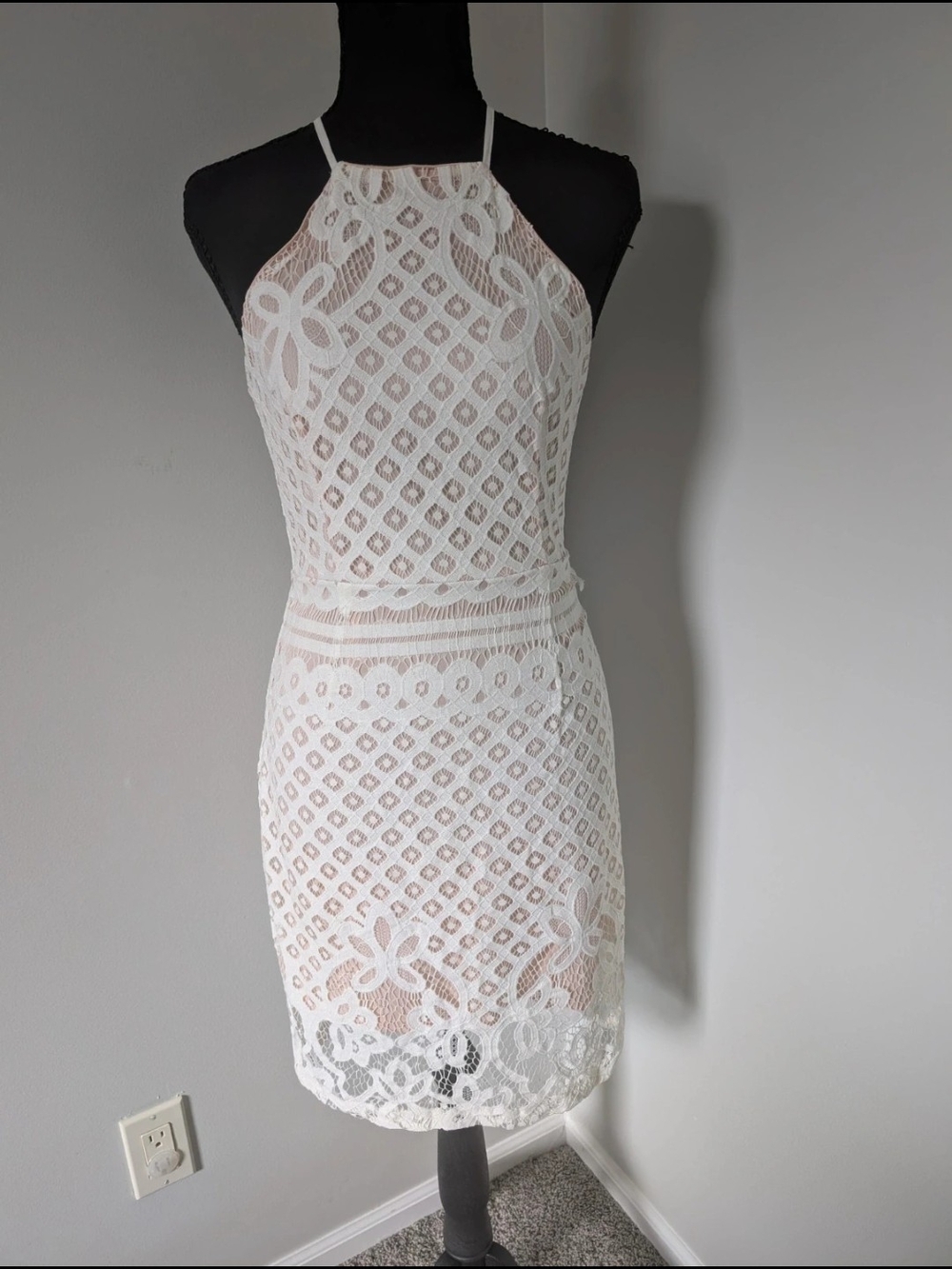 Lulu's White Lace Halter Mini Dress Size Small